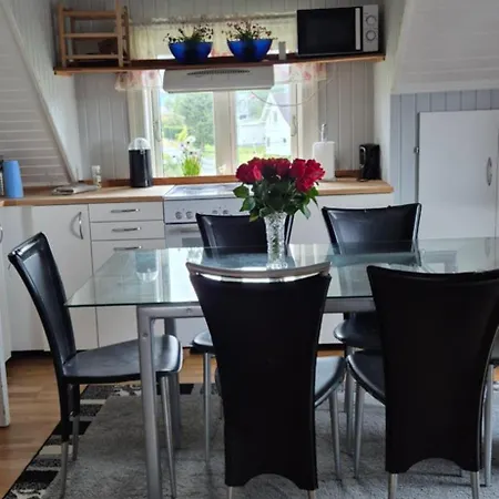 With Fireplace & Garden View * Mysen